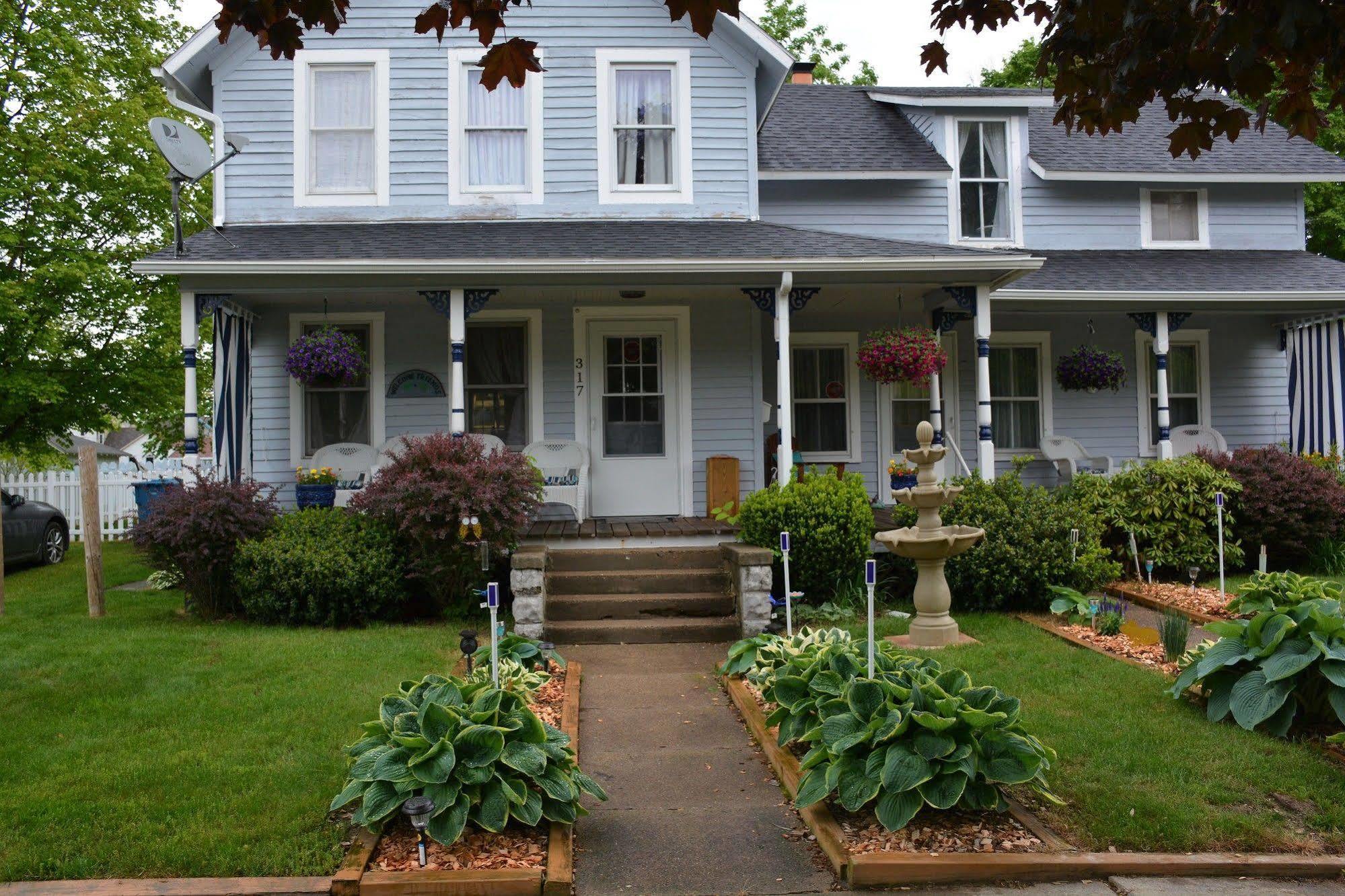 Vinzos Properties South Haven Exterior photo